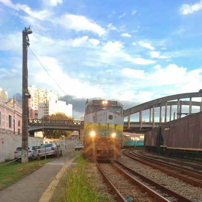 Trem da Estrada de Ferro Vitória a Minas (EFVM)