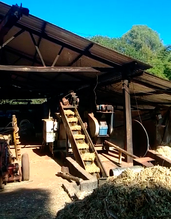 Pai Pedro, Catuti e Monte Azul - Estações 